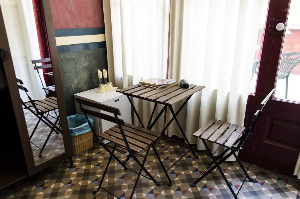 Bed & Art Barcelona Vandrehjem Værelse billede